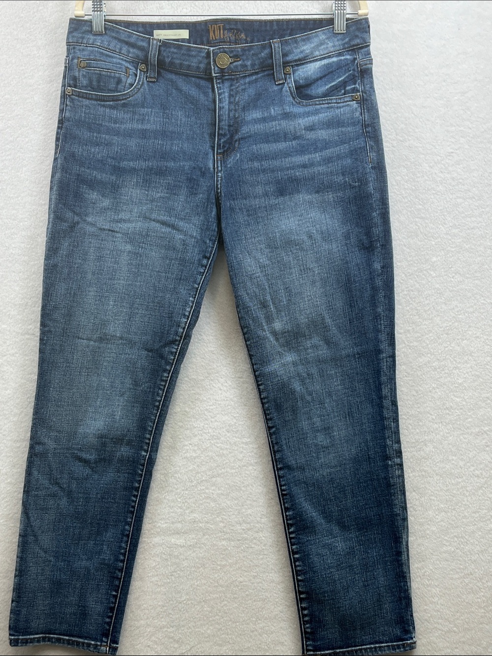 Kut from the Kloth Women's Katy Straight Leg Jeans in Medium Blue Wash Sz 8